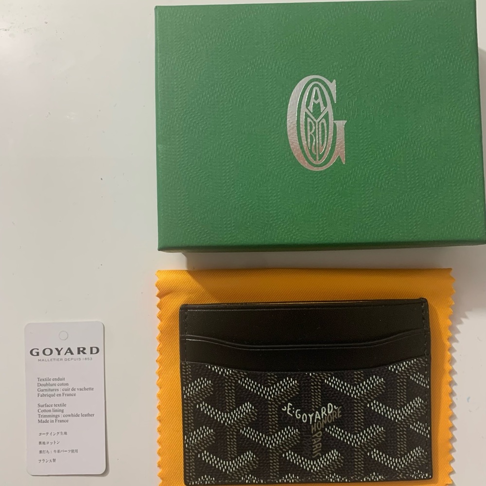 Goyard Black cardholder (pre used, authentic, good condition)